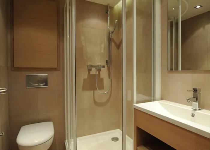 Elegant A Village, 3 Chambres, Animaux Acceptes - Fr-1-575-33 Daire Courchevel